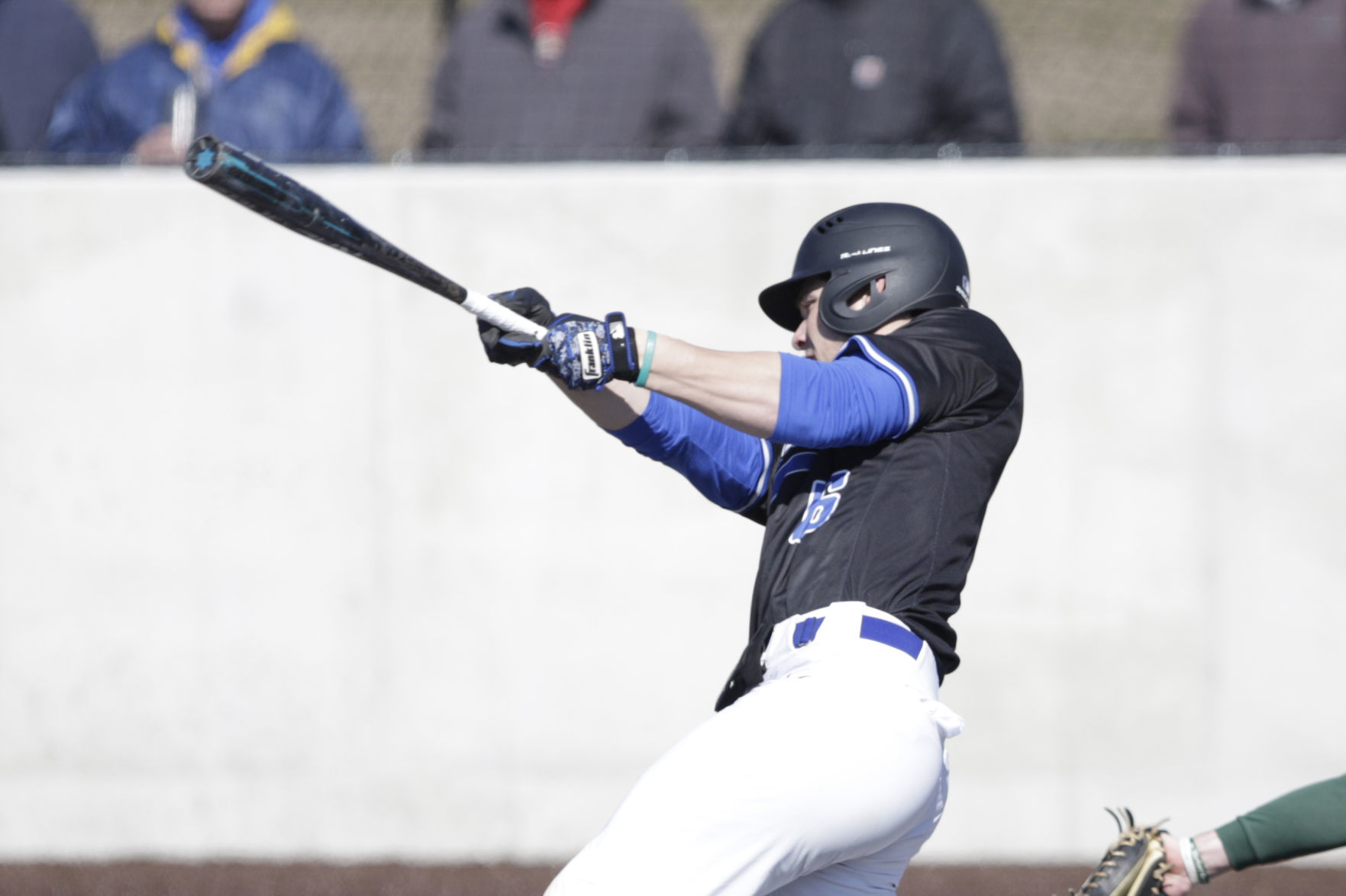 GALLERY-Millikin-v-StNorbert-016.JPG